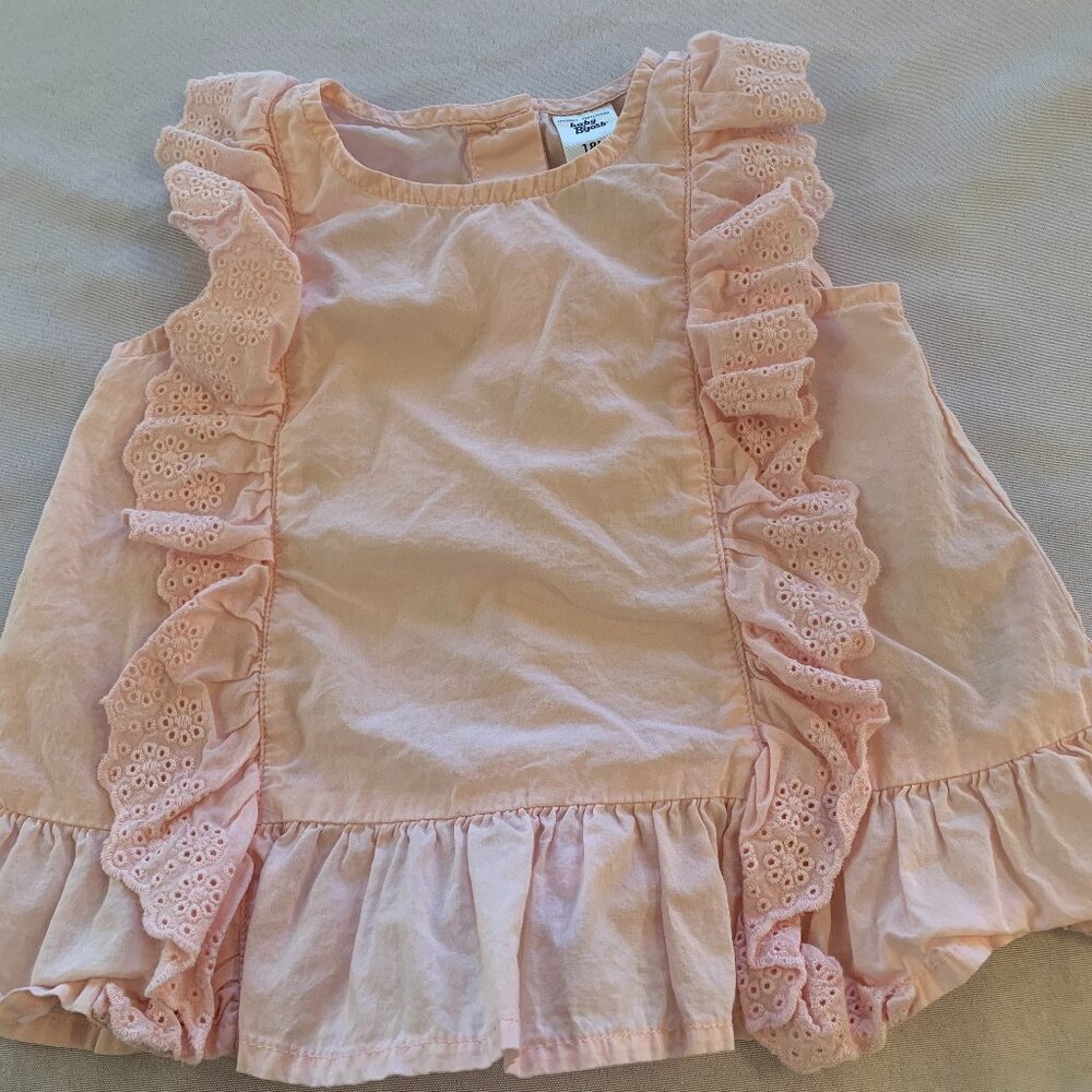 Pink Osh Kosh B'Gosh Eyelet Trim 18M top